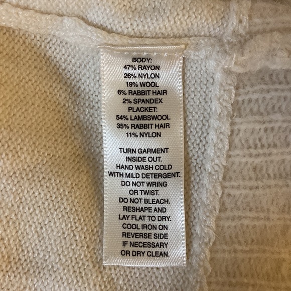 WHITE HOUSE | BLACK MARKET Sweater NWOT - Picture 8 of 8